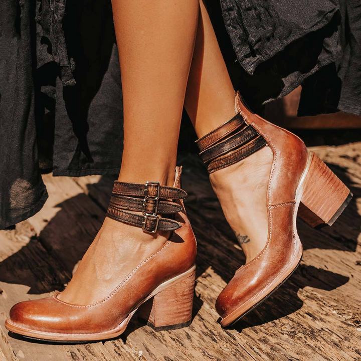 Ginevra™ - Multi-strop pumps med chunky hæl