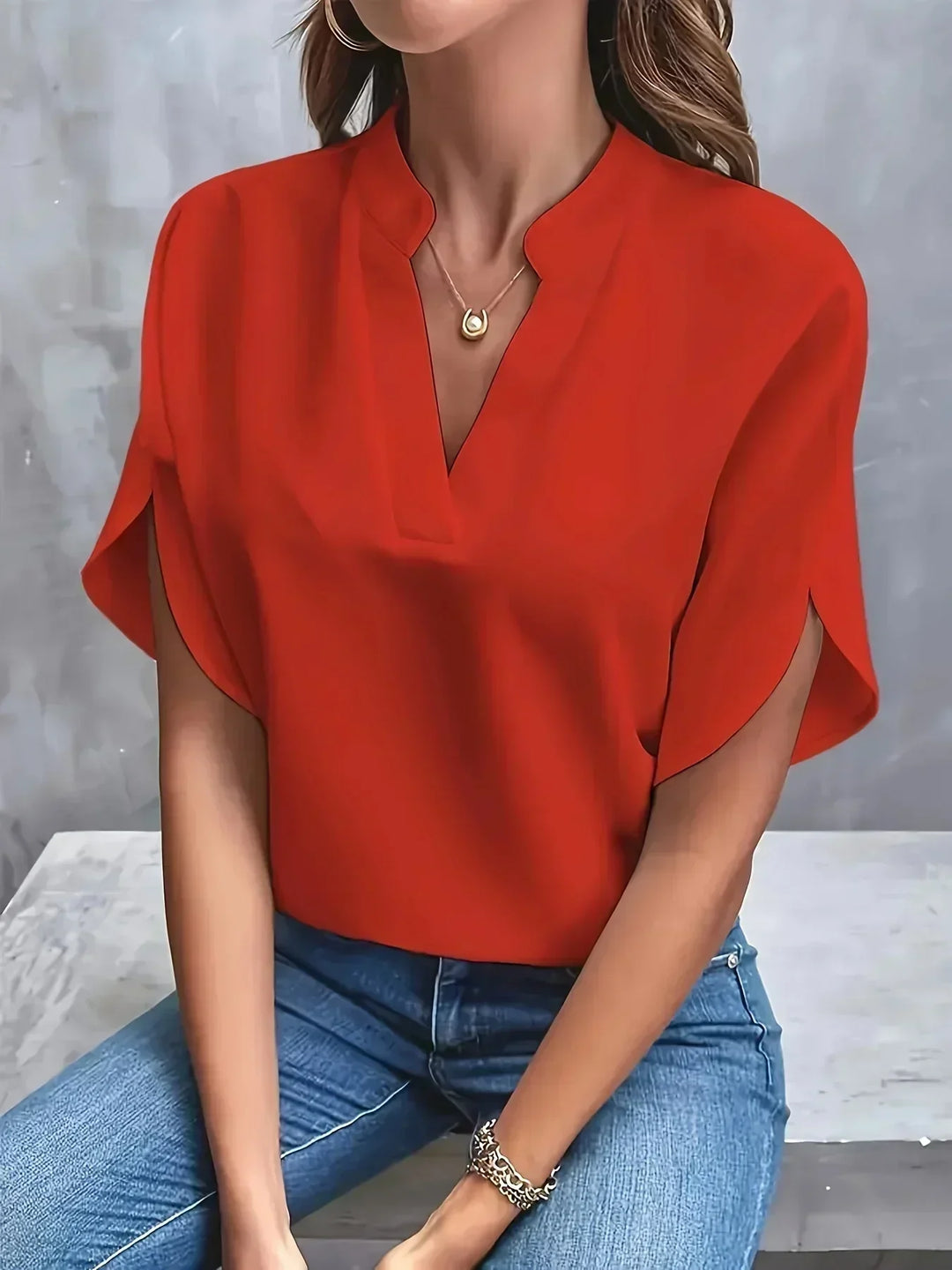 Thalia™ - Elegant V-Hals Bluse