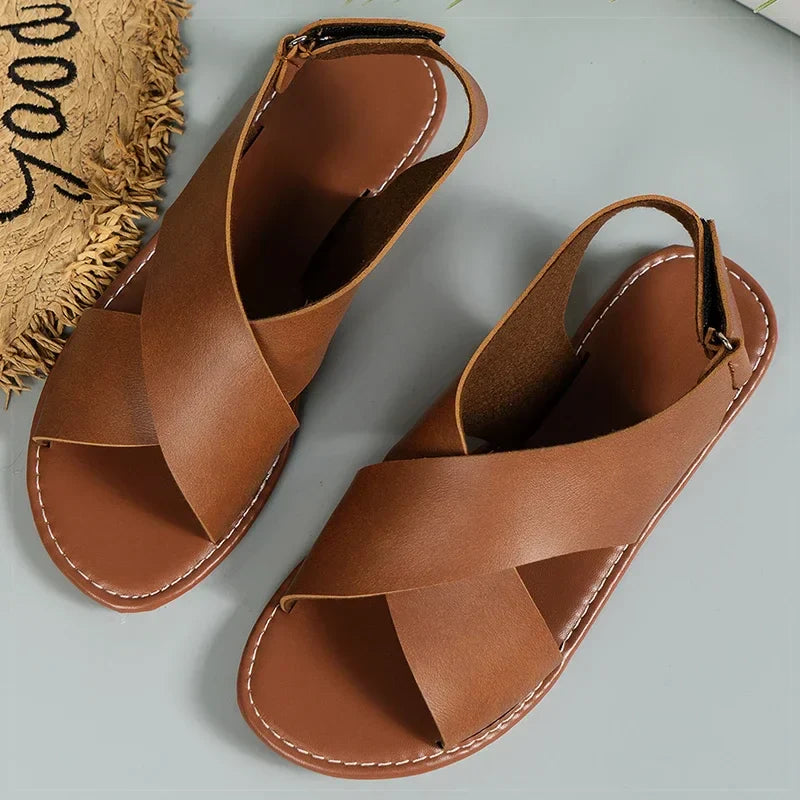 KAJA™ | Siena – Klassiske sandaler med krydset rem og behagelig pasform